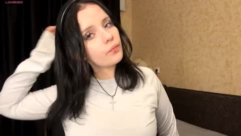 Eva online show from December 17, 1:07 pm