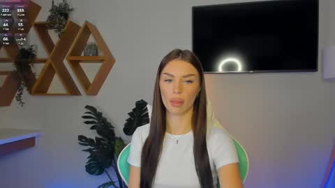 Cherry  Kiss online show from June 1, 6:26 am