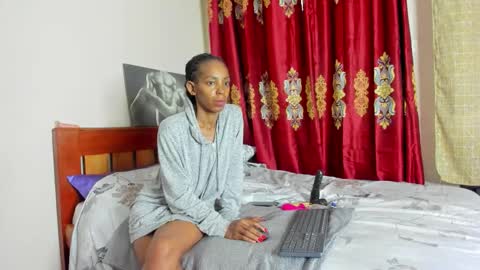 Snapshot of cherry_falls chatting on September 21, 4:27 am cherry_falls online show from September 21, 4:27 am