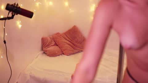 Cherry Adams online show from March 1, 11:47 pm