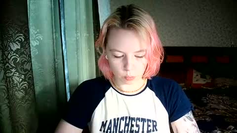 cherrybaby_0 online show from July 7, 10:52 am