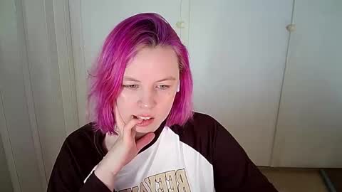 cherrybaby_0 online show from February 28, 9:02 am