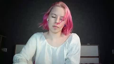 cherrybaby_0 online show from June 7, 2:22 pm