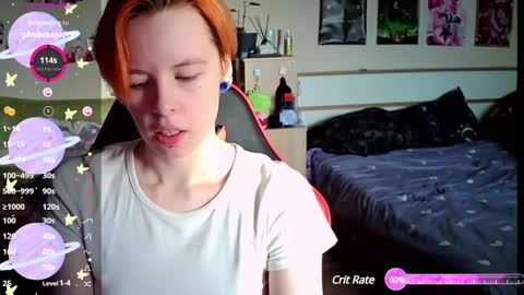 Snapshot of cherrybaby_0 chatting on February 14, 6:12 am cherrybaby_0 online show from February 14, 6:12 am