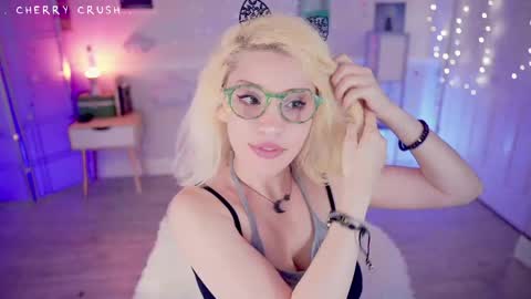 Cherry Crush  online show from March 29, 5:36 pm