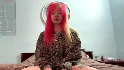 Nika online show from May 24, 6:36 pm