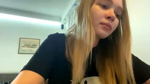 Lei online show from March 27, 6:19 am