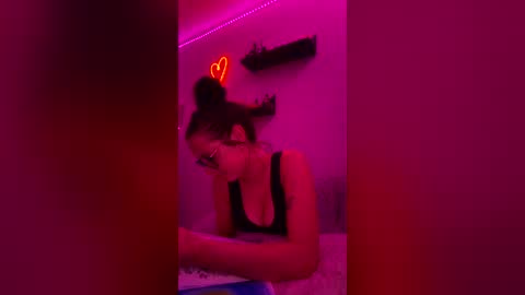 cherrynovaxo online show from July 8, 3:43 am