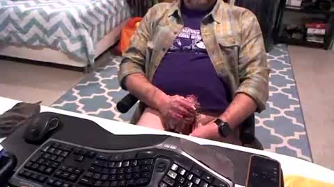 chesbayboy online show from January 17, 4:44 am