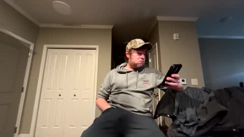 chevycamaro1978 online show from December 13, 5:32 pm