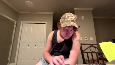 chevycamaro1978 online show from December 31, 3:45 am