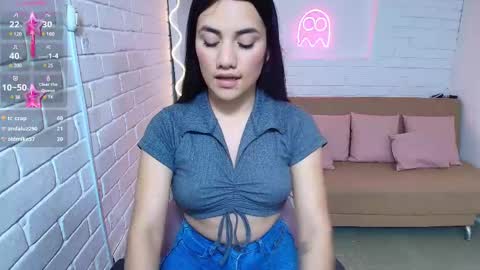 Chiara  online show from February 19, 6:33 am