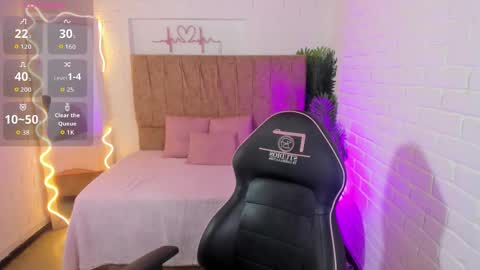 Chiara  online show from September 22, 7:07 pm