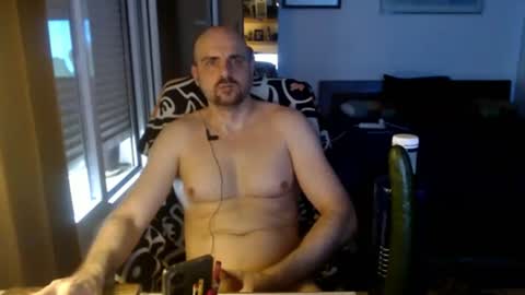 chicocam1983 online show from June 20, 4:35 pm