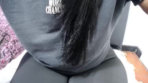 Chikys   online show from November 25, 3:44 pm