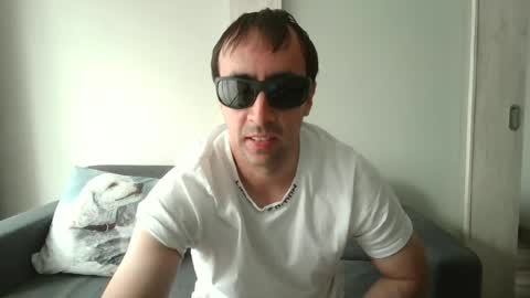 chileno_vergon online show from June 15, 8:12 pm