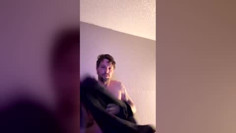 Max online show from March 26, 1:33 am