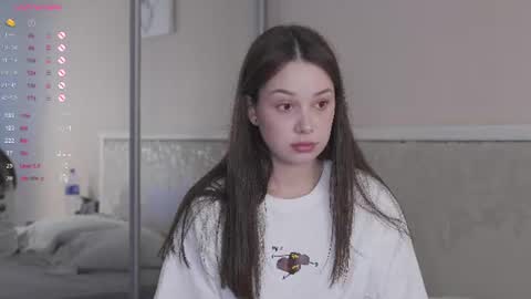 Nicole online show from July 7, 5:31 am
