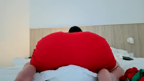 yoursensualparadise online show from July 3, 11:48 am