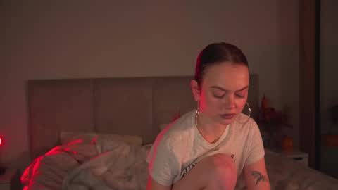 chillwithstacy online show from December 2, 9:35 pm