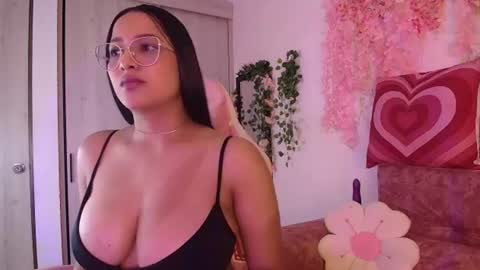 chloe__moon_ online show from June 19, 4:18 am