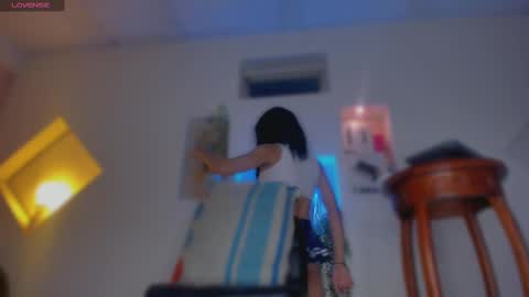 Snapshot of chloe_cooperr chatting on October 5, 1:03 am chloe_cooperr online show from October 5, 1:03 am