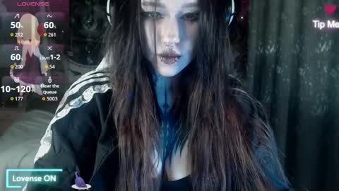 chloe_crystall_killer online show from May 8, 5:46 am