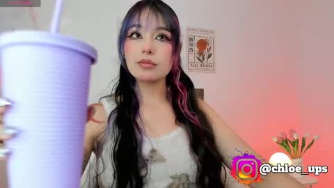 Chloe  online show from April 12, 4:27 am