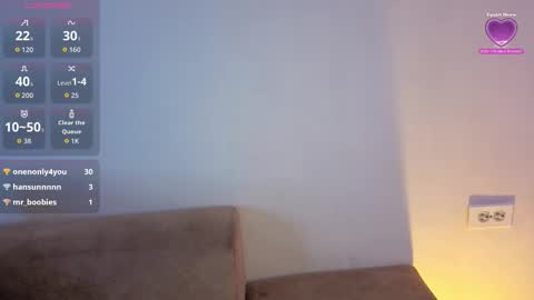 chloe online show from January 15, 3:43 pm