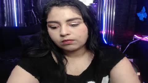 chloe_smith5 online show from April 8, 1:47 pm