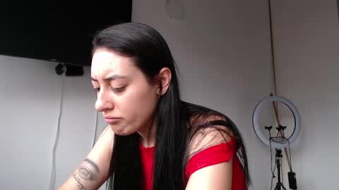 Chloe  online show from May 7, 9:21 pm