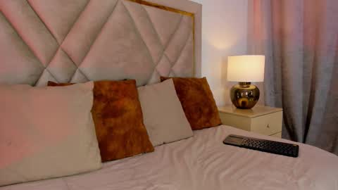 chloe_wilson7 online show from January 16, 2:09 am