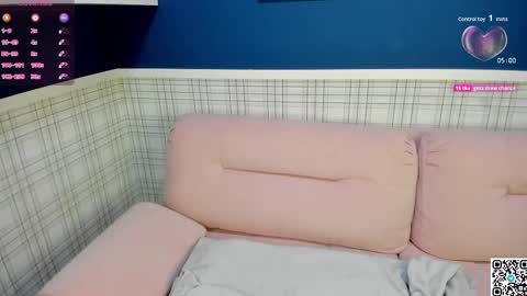 chloee white online show from November 10, 9:56 am