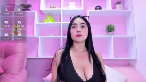 Chloe online show from December 5, 11:23 pm