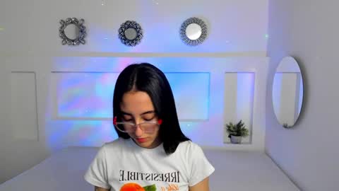 chloehil2 online show from March 4, 8:27 pm