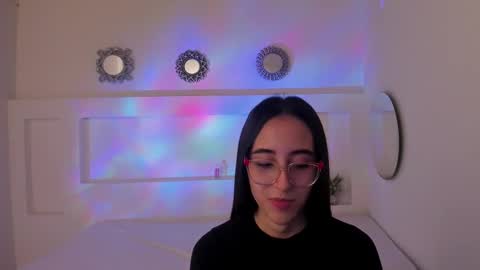 chloehil2 online show from February 18, 2:27 am