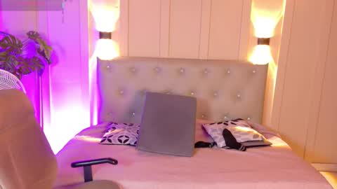 Chloe rosse online show from November 7, 2:03 am