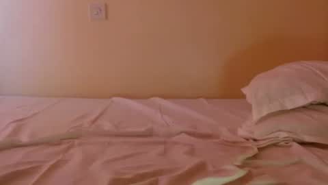 Maddie online show from November 19, 2:49 pm