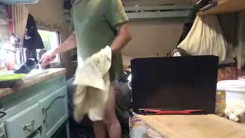 Snapshot of chocobear89 chatting on September 21, 8:35 pm chocobear89 online show from September 21, 8:35 pm