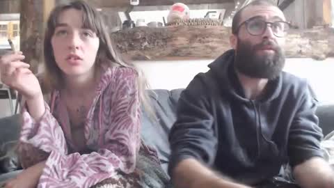 Snapshot of chocobear89 chatting on December 29, 6:05 pm chocobear89 online show from December 29, 6:05 pm