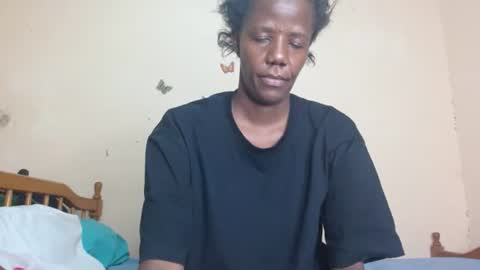 chocolatebony_ online show from February 1, 4:26 pm