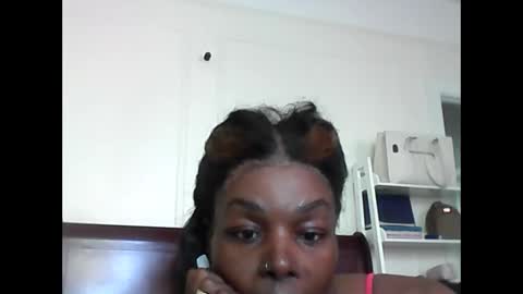 chocolatedrop_ online show from October 2, 6:39 pm