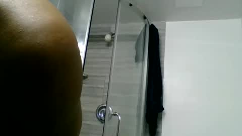 Chocolatinhermoso online show from January 3, 3:44 pm