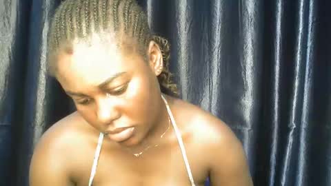 chocoslut22 online show from November 27, 5:26 am