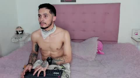 Choe and Chris  online show from April 9, 6:19 am