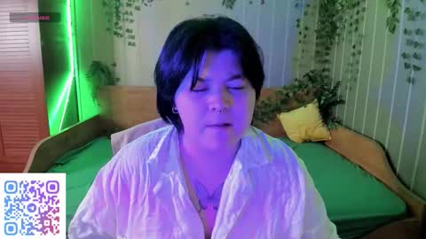 Snapshot of choe_bliss chatting on October 22, 2:59 am choe_bliss online show from October 22, 2:59 am