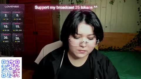 Snapshot of choe_bliss chatting on October 16, 4:01 am choe_bliss online show from October 16, 4:01 am