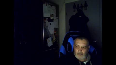 Snapshot of chris250268 chatting on November 1, 6:34 am Chris online show from November 1, 6:34 am