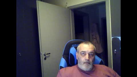 Chris online show from May 31, 12:20 am