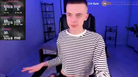   Chris Brown  online show from February 26, 7:32 pm